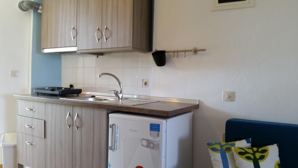 Amparoudes Apartman Kriopijí Szoba fotó